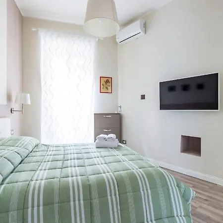Heartbeat By Napoliapartments Naples